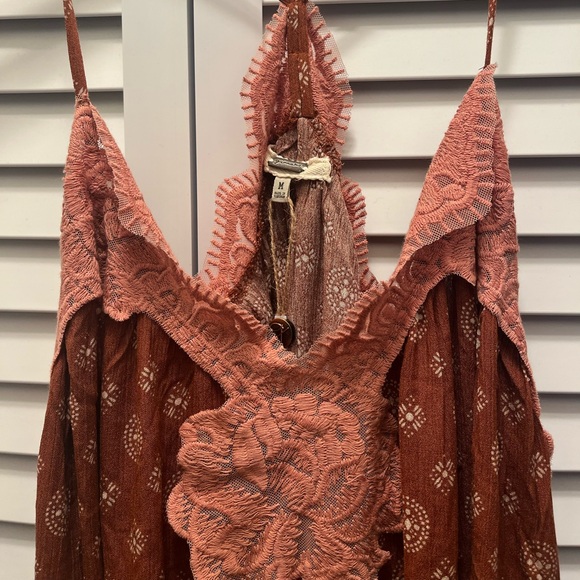 NWT Gimmicks Tank Top - Picture 4 of 7